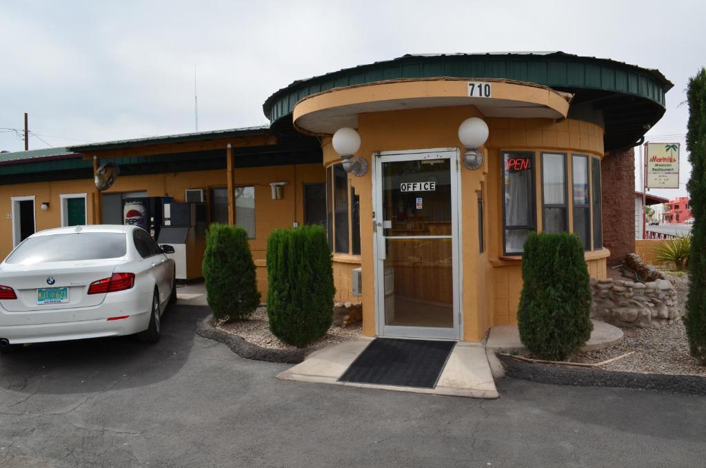 Classic Inn Motel Alamogordo Exterior photo